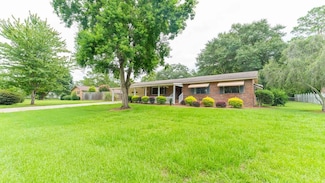 66 22nd St NE, Cairo, GA 39828