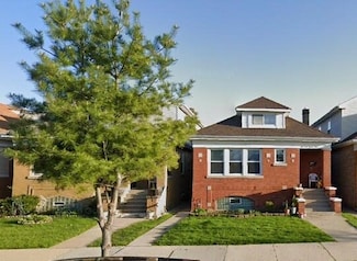 5829 W Melrose St, Chicago, IL 60634