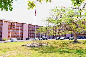4109 Lake Bayshore Dr Unit 407, Bradenton, FL 34205