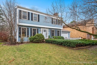 1524 Silver Maple Ct Unit 1, Naperville, IL 60563
