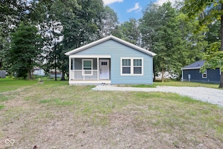 194 Lazy River Ct, Cloverdale, IN 46120