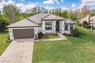 15231 Briarcrest Cir, Fort Myers, FL 33912