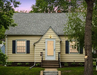 1247 Raymond Ave, Saint Paul, MN 55108