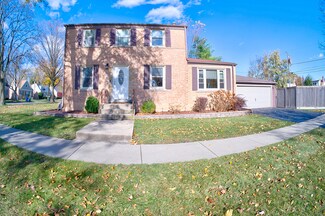 501 N Maple St, Mount Prospect, IL 60056