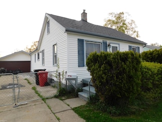 25697 Send St, Roseville, MI 48066