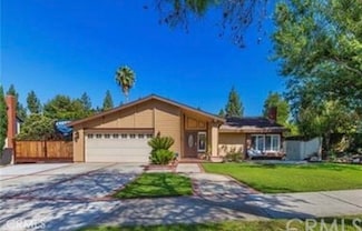 2447 Wood Ct, Claremont, CA 91711