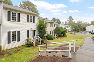 28 Prestwick Place, Durham, NC 27705