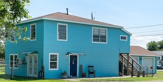 1619 Fm 517 Rd E, Dickinson, TX 77539