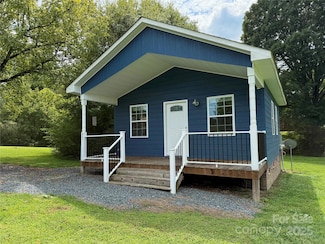 921 N Long Street Extension, Oakboro, NC 28129