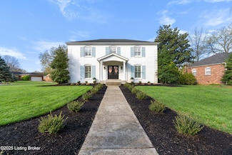 8214 Camberley Dr, Louisville, KY 40222