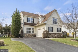 9315 Falling Water Dr, Bristow, VA 20136