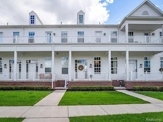 53558 Champlain St, Macomb, MI 48042