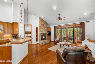 1515 E Castle Hills Dr, Flagstaff, AZ 86001