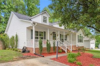 11 Cedar Branch Dr, Thomasville, NC 27360