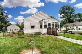 1441 Bensch Dr, Toledo, OH 43614