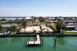 12300 7th St E, Treasure Island, FL 33706