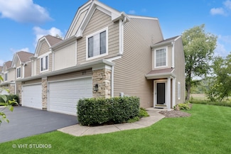 377 Locksley Dr, Streamwood, IL 60107