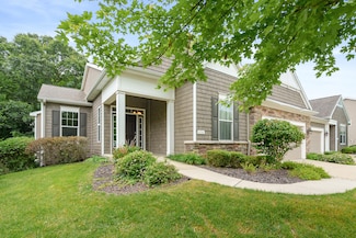 636 Wynding Oaks, Kalamazoo, MI 49009