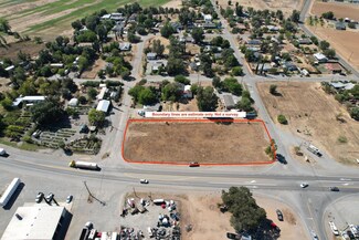 9927 State Highway 99w, Proberta, CA 96035