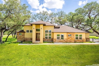 101 Vintage Run Dr, La Vernia, TX 78121