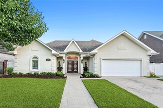 2016 Landry Ct, Meraux, LA 70075