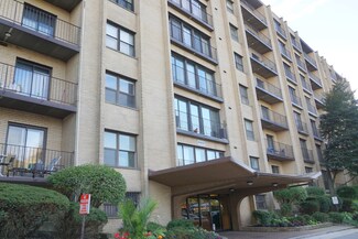 4601 W Touhy Ave Unit 709, Lincolnwood, IL 60712