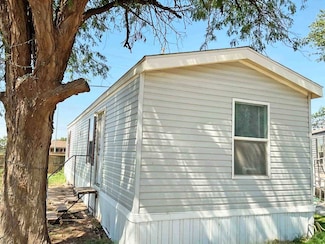 7331 4th St Unit 77, Lubbock, TX 79416