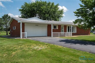 8984 W Salem Carroll Rd, Oak Harbor, OH 43449