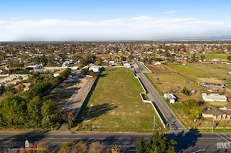 10514 Brimhall Rd, Bakersfield, CA 93312