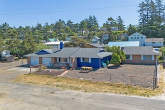 35225 4th St, Cloverdale, OR 97112