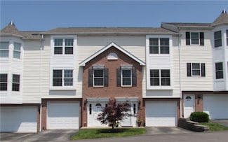6921 Spring Valley Ln Unit A14, Export, PA 15632