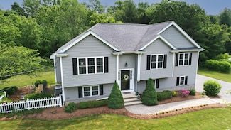30 Curve St, Bridgewater, MA 02324