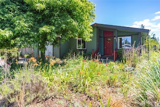 2277 Towne Point Ave, Port Townsend, WA 98368