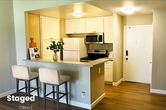 832 Coriander Dr Unit B, Torrance, CA 90502