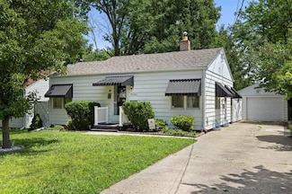 3701 Wright St, Des Moines, IA 50316