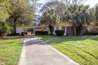 2917 NE 15th St, Gainesville, FL 32609