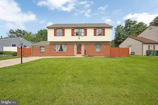 13 Briarcliff Rd, Marlton, NJ 08053