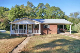 819 8th St, Gaffney, SC 29340