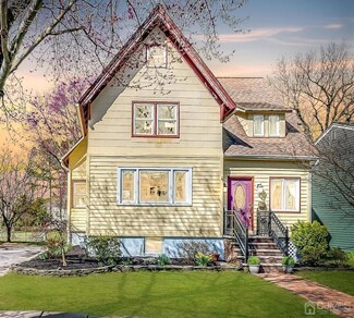 17 Rose St, Metuchen, NJ 08840