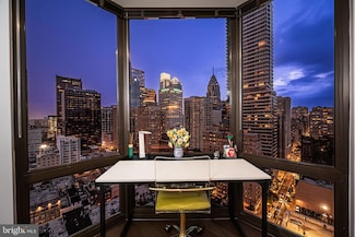 2020 Walnut St Unit 25B, Philadelphia, PA 19103