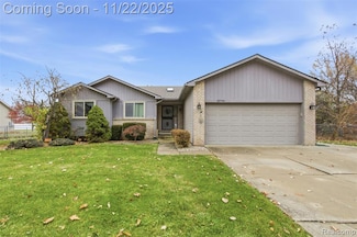 33766 Lipke St, Clinton Township, MI 48035