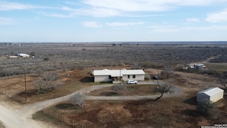 498 Private Road 4222, D Hanis, TX 78850