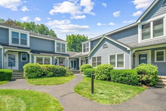 95 Fawn Ridge Ln Unit 95, Norwalk, CT 06851