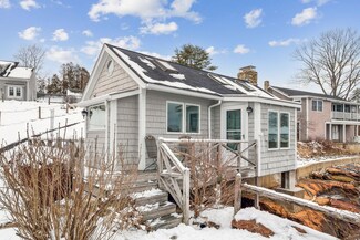 77 Homewood Cir, Yarmouth, ME 04096