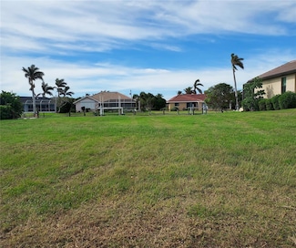 2200 Palm Tree Dr, Punta Gorda, FL 33950