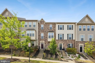 211 Freesia Ln, Stafford Courthouse, VA 22554