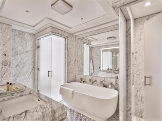 303 Park Ave Unit 2803, New York City, NY 10022