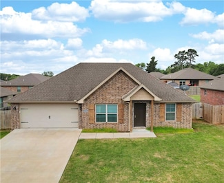 809 NW 64th Ave, Bella Vista, AR 72713