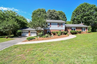 1004 Midwood Dr, Monroe, NC 28112