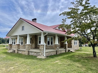233 Shelton Dr, Saint Joseph, TN 38481
